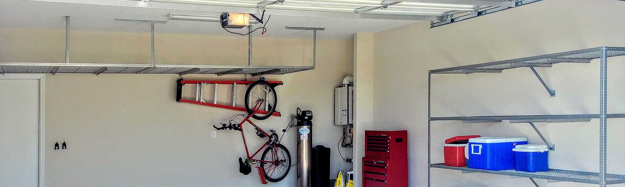 https://www.arizonagaragestorageservices.com/img/dynamic/ss-overhead-garage-storage-and-shelving.jpg